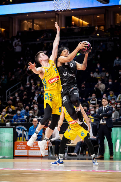 能胜任中锋 能胜任中锋