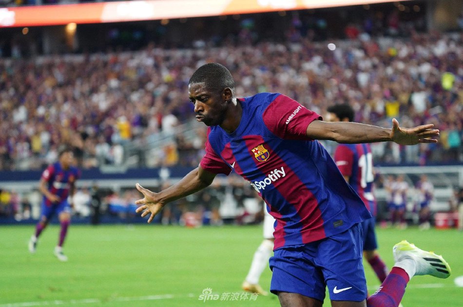 就备受瞩目 就备受瞩目