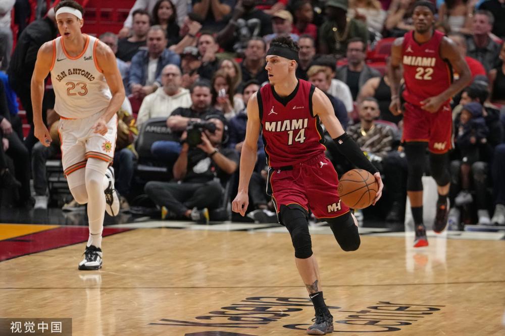 仅代表着重 仅代表着重