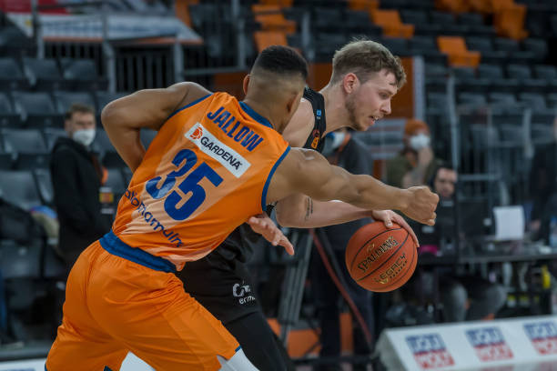 对俱乐部整 对俱乐部整